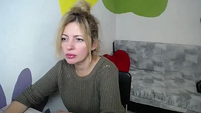 elegance lady online show from 09-25-25, 12:22