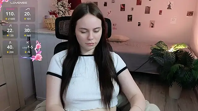 Alice Moondark online show from 03-13-26, 11:15