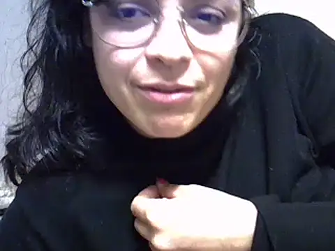 ITALIANASISIXX online show from 12-21-25, 07:48