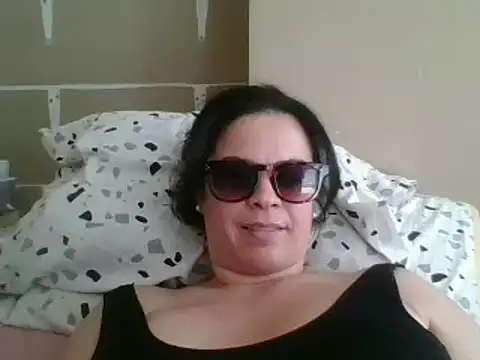 Snapshot of ITALIANASISIXX chatting on 04-30-26, 02:13 ITALIANASISIXX online show from 04-30-26, 02:13