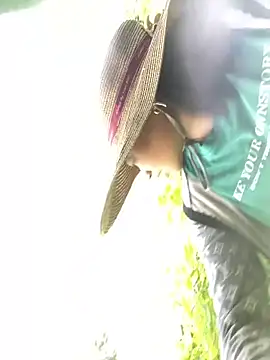 Lai005 online show from 10-30-25, 04:11