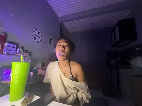PinayLina18 online show from 04-23-26, 01:35