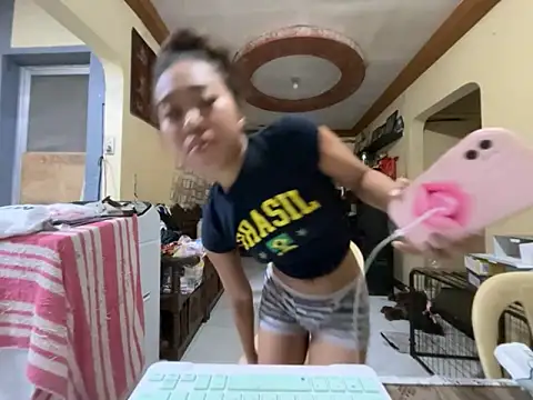 PinayLina18 online show from 03-13-26, 03:39