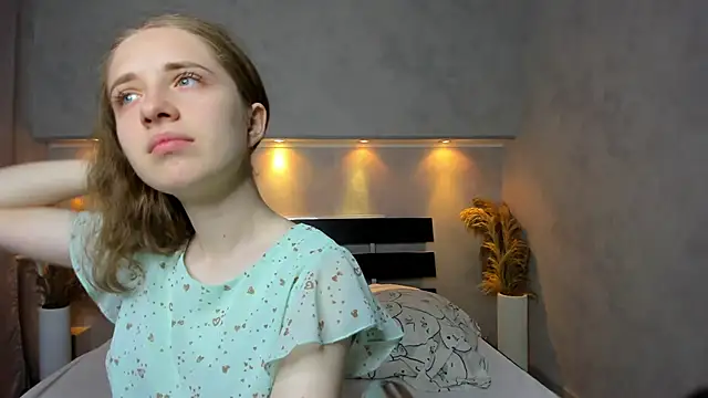 Camilla Kelly online show from 09-25-25, 12:38