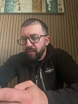 andrey1887 online show from 04-21-26, 03:51
