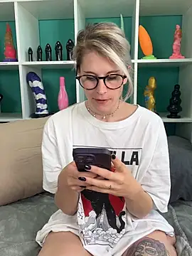 TheRealJessyLey online show from 05-16-26, 10:36