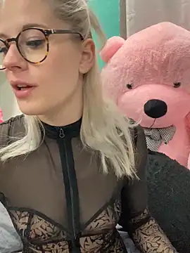 TheRealJessyLey online show from 11-12-25, 07:12