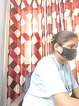 Snapshot of Ruhi_07 chatting on 03-16-26, 03:47 Ruhi 07 online show from 03-16-26, 03:47