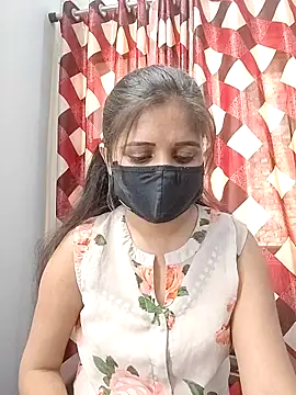 Snapshot of Ruhi_07 chatting on 03-28-26, 04:57 Ruhi 07 online show from 03-28-26, 04:57