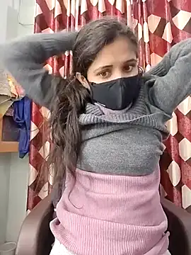 Snapshot of Ruhi_07 chatting on 01-18-26, 04:05 Ruhi 07 online show from 01-18-26, 04:05