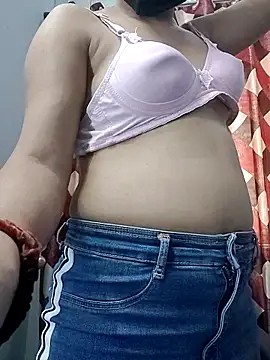 Snapshot of Ruhi_07 chatting on 03-07-26, 04:08 Ruhi 07 online show from 03-07-26, 04:08