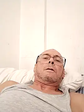 Snapshot of pakillobcn chatting on 10-16-25, 09:23 pakillobcn online show from 10-16-25, 09:23