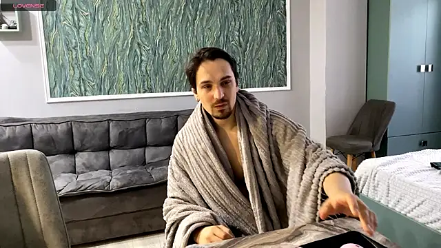 VelvetMiley online show from 04-18-26, 03:14