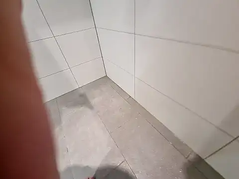 Snapshot of wididoooo chatting on 12-15-25, 03:40 wididoooo online show from 12-15-25, 03:40