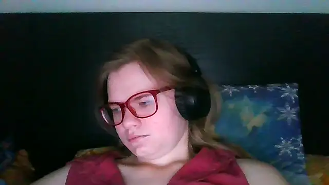 Moonolighta online show from 10-09-25, 07:31