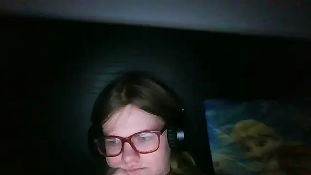 Moonolighta online show from 12-02-25, 02:52