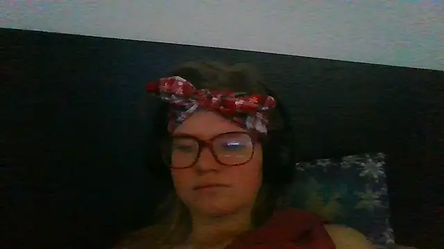 Moonolighta online show from 10-28-25, 09:52