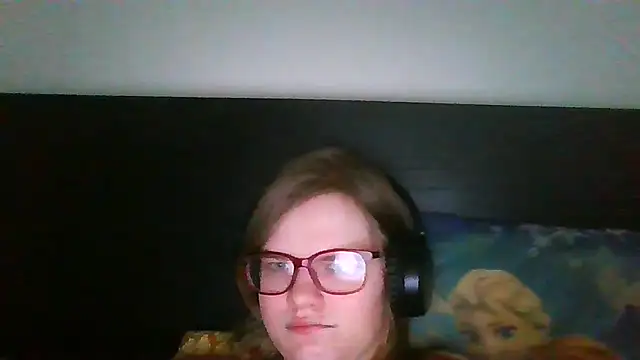 Moonolighta online show from 09-24-25, 08:21