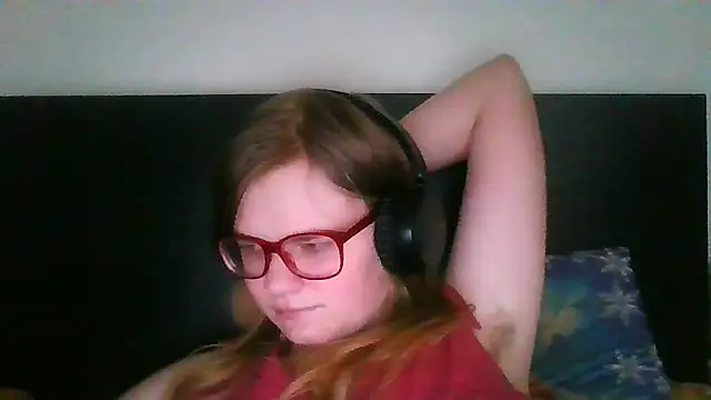 Moonolighta online show from 09-29-25, 12:33