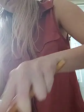 Moonolighta online show from 11-10-25, 10:09