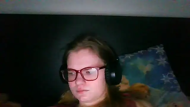 Moonolighta online show from 12-19-25, 10:06