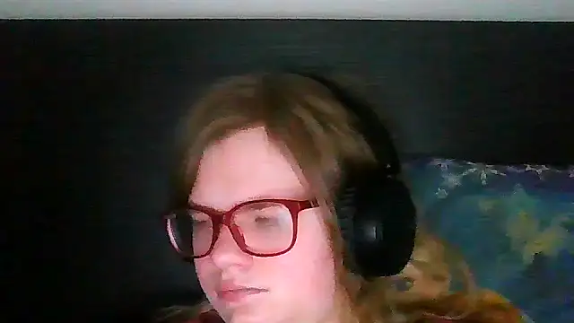 Moonolighta online show from 10-11-25, 07:31