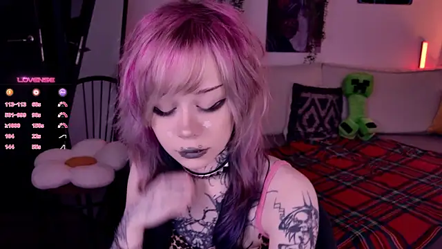 Lollyshy online show from 11-04-25, 10:41