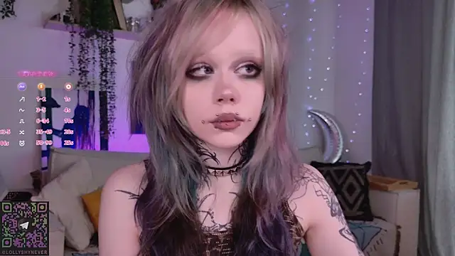 Lollyshy online show from 02-19-26, 07:49