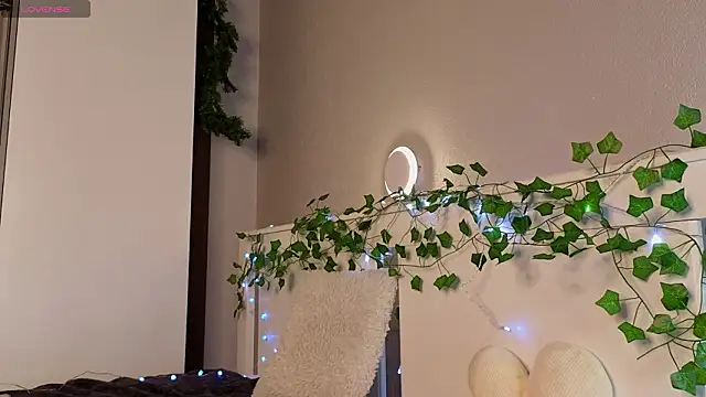 BlushinBloom online show from 02-17-26, 06:33