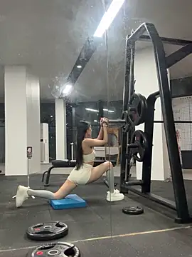 jiajia L online show from 03-12-26, 12:20