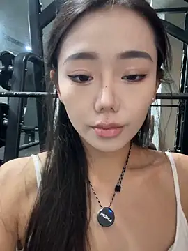 jiajia L online show from 12-18-25, 02:32