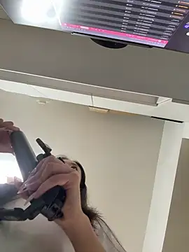 jiajia L online show from 09-28-25, 02:02