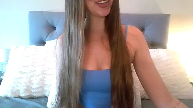 Snapshot of TaylorWest62 chatting on 08-03-26, 12:55 TaylorWest62 online show from 08-03-26, 12:55