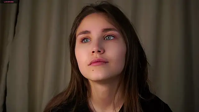 EthalFlowers online show from 11-26-25, 10:54