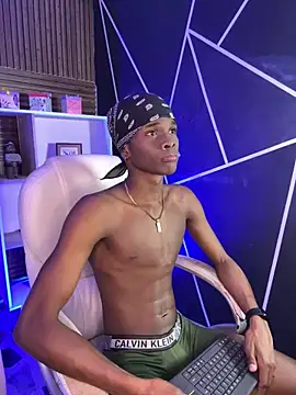 Brycce santos online show from 12-20-25, 06:00