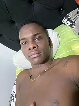Snapshot of Brycce_santos chatting on 06-03-26, 11:11 Brycce santos online show from 06-03-26, 11:11