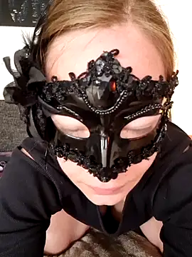 Snapshot of Squirtingcouple9094 chatting on 09-22-25, 07:47 Squirtingcouple9094 online show from 09-22-25, 07:47