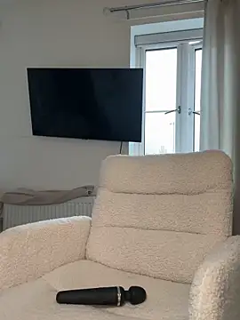 AriannaIsabellax online show from 11-10-25, 12:10