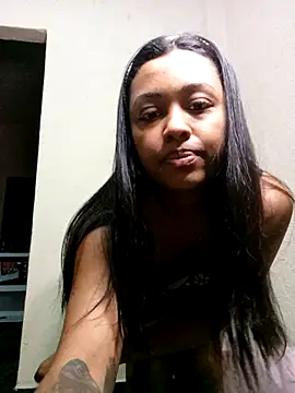 Snapshot of indiazinhabella27 chatting on 10-12-25, 05:09 indiazinhabella27 online show from 10-12-25, 05:09