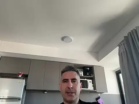 couplelatam2025 v2 online show from 10-20-25, 06:41