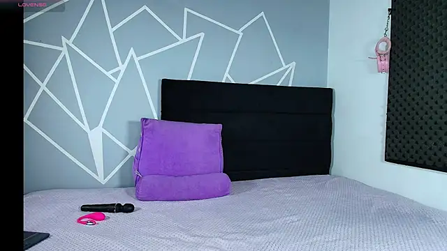 karlamoon23 online show from 03-23-26, 07:58