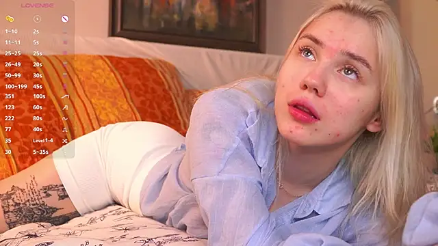 LilianBenskin online show from 11-27-25, 05:52