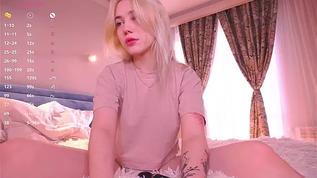 LilianBenskin online show from 11-16-25, 05:45