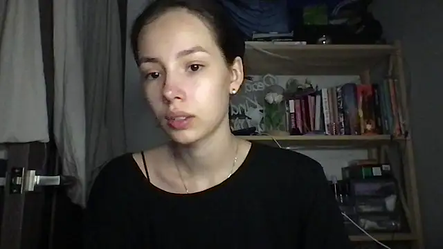 Yuna5343 online show from 10-09-25, 07:25