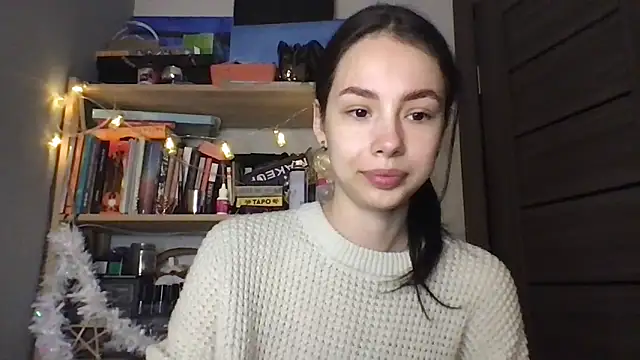 Yuna5343 online show from 12-22-25, 09:48