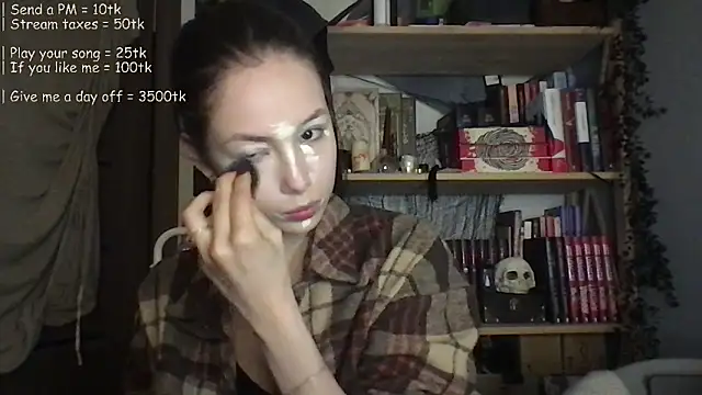 Snapshot of Yuna5343 chatting on 05-13-26, 07:43 Yuna5343 online show from 05-13-26, 07:43