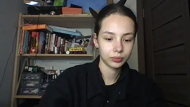 Yuna5343 online show from 12-03-25, 08:19