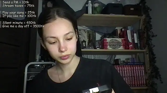 Snapshot of Yuna5343 chatting on 06-15-26, 07:24 Yuna5343 online show from 06-15-26, 07:24