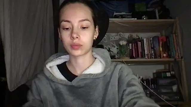 Yuna5343 online show from 10-06-25, 08:53