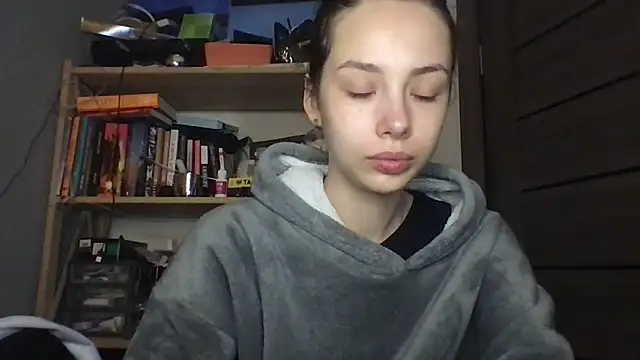 Yuna5343 online show from 12-05-25, 08:28